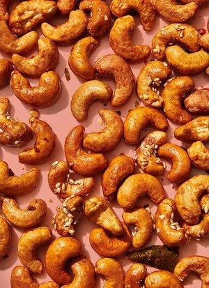 What Makes Roasted Cashews So Special?
